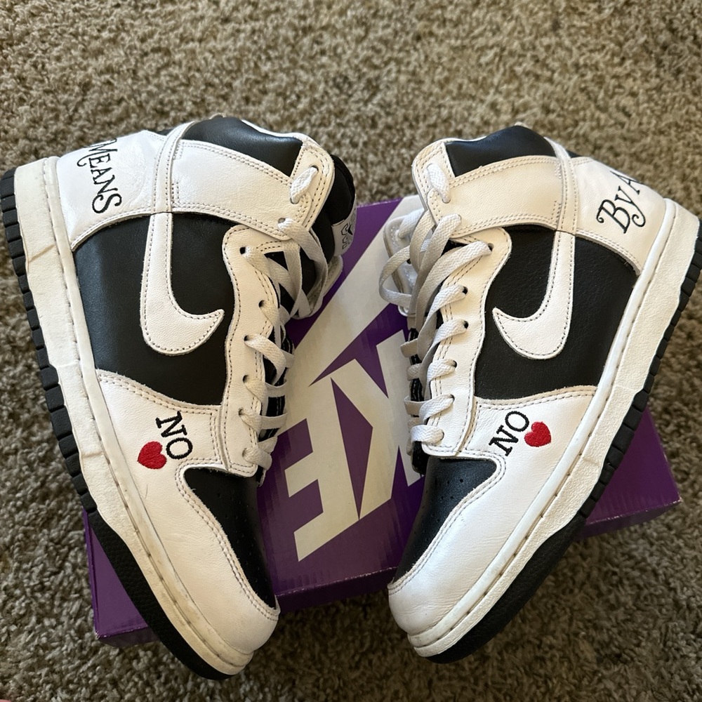 SUPREME Nike dunk high trainers